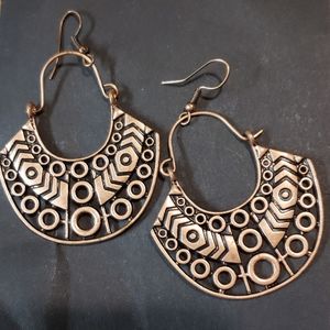Free Paparazzi earings with purchase